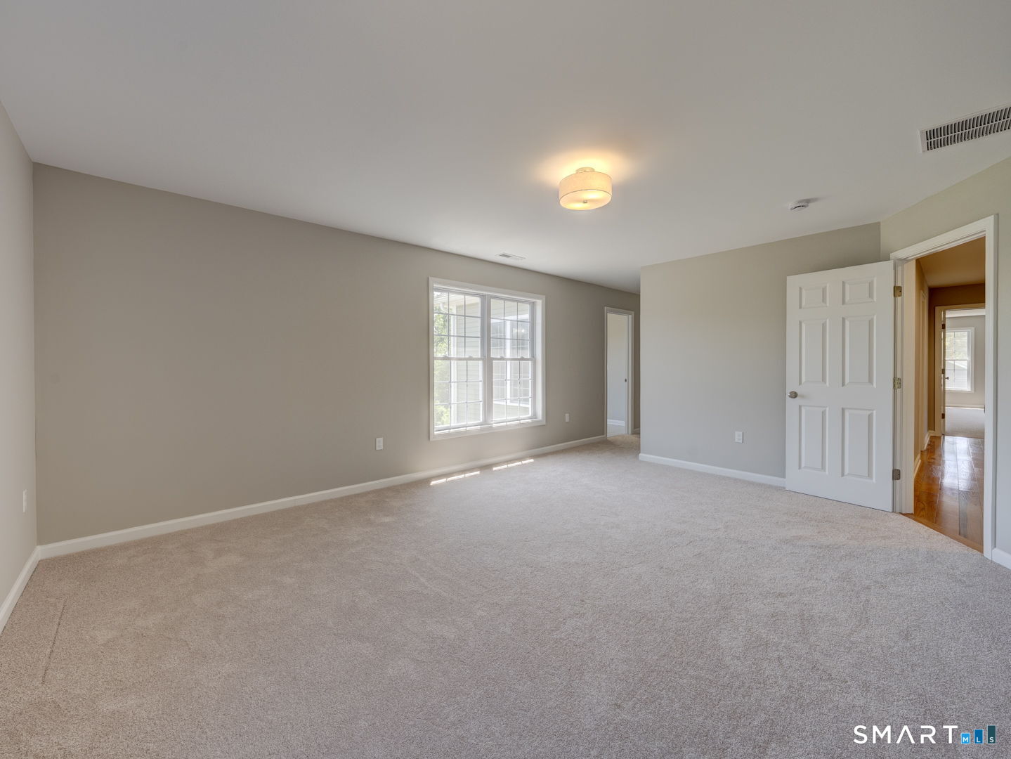 5 Starview Way East Hampton CT 06424