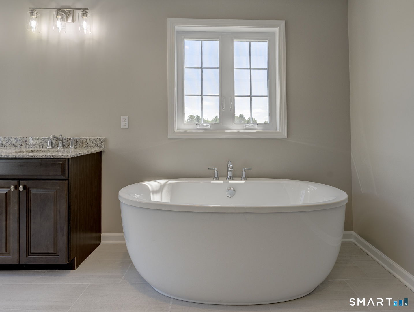 5 Starview Way East Hampton CT 06424