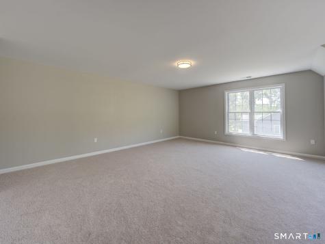 5 Starview Way East Hampton CT 06424