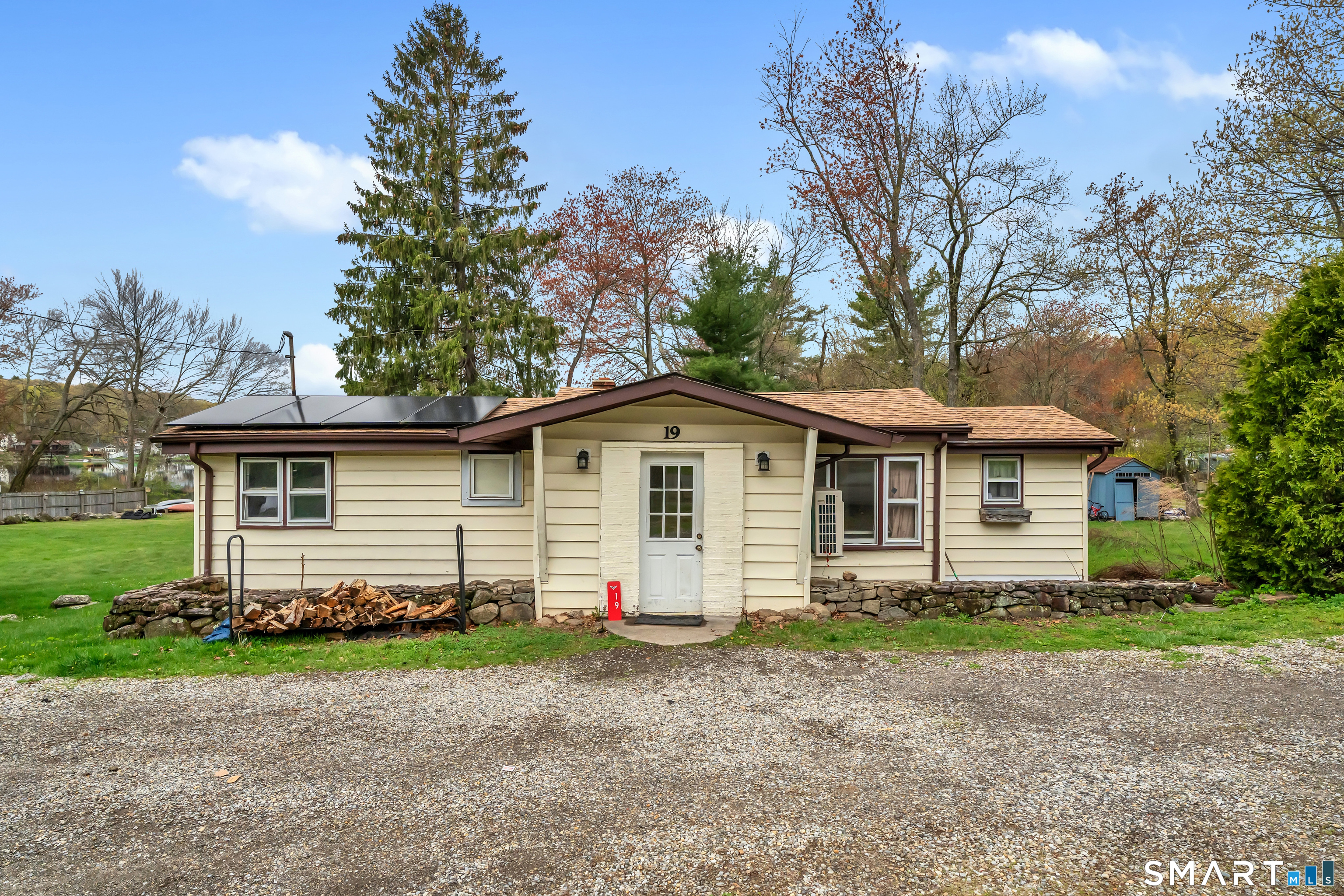 19 Club Lane Plymouth CT 06786