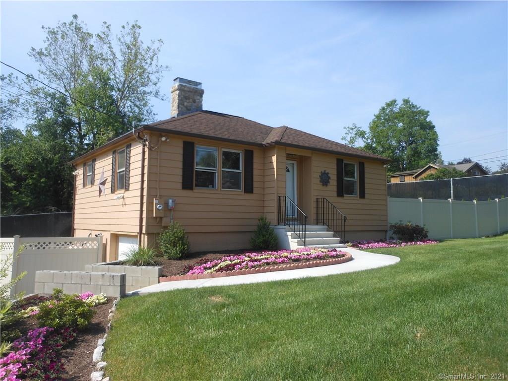 6 Howland Road New Milford CT 06776