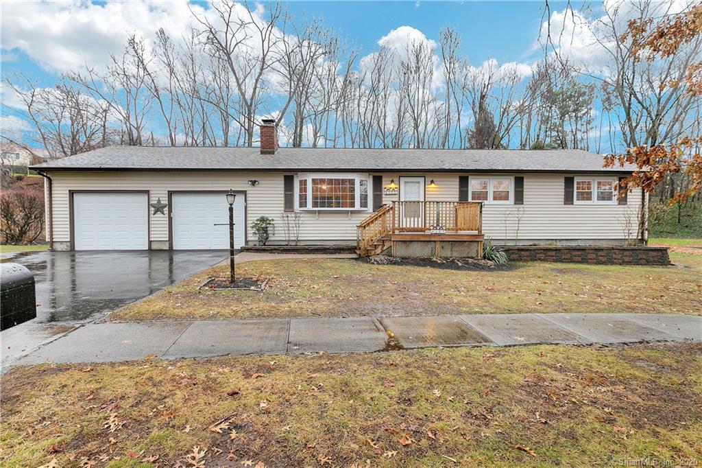 105 Topaz Place Stratford CT 06614