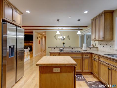 49 Beverly Drive Avon CT 06001