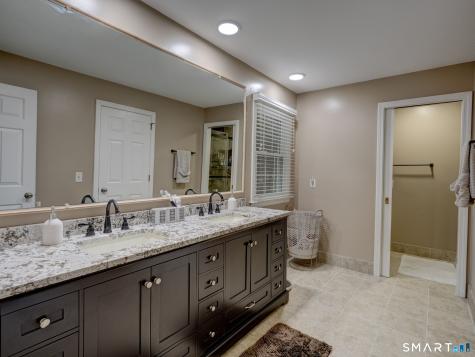 49 Beverly Drive Avon CT 06001