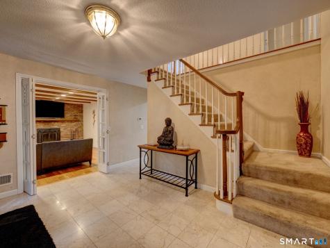 49 Beverly Drive Avon CT 06001