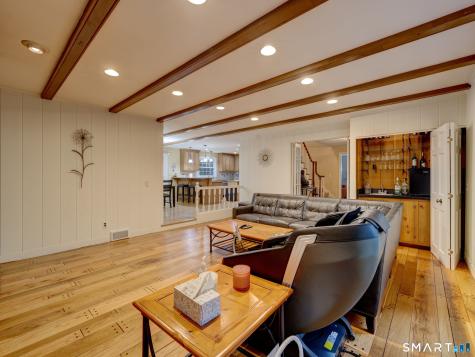 49 Beverly Drive Avon CT 06001
