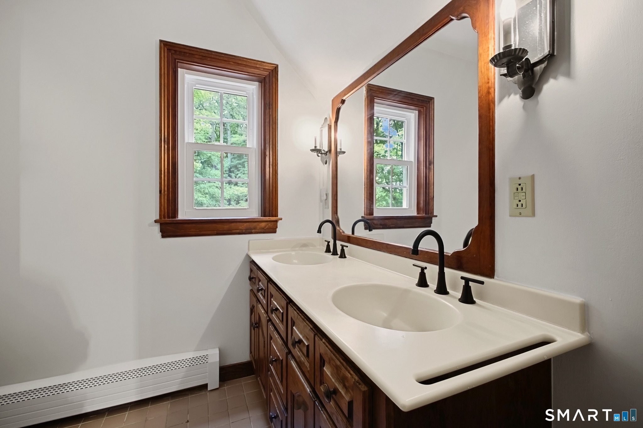 15 Paine District Road Woodstock CT 06281