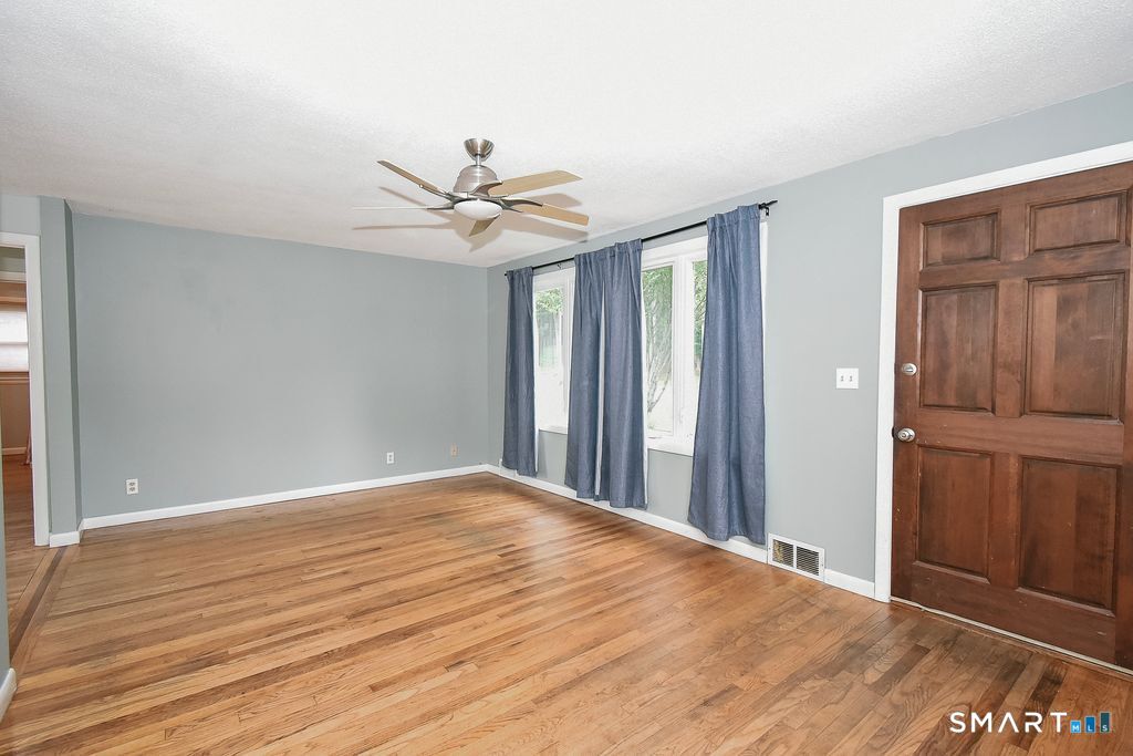 251 Gillette Road New Hartford CT 06057