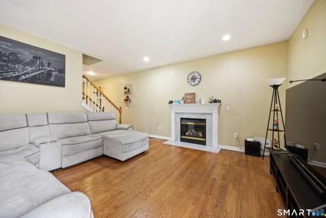 48 Chatfield Drive West Hartford CT 06110