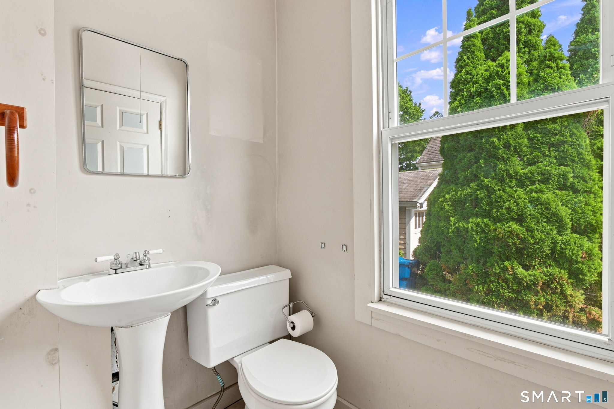 14 Kellogg Street Windsor CT 06095