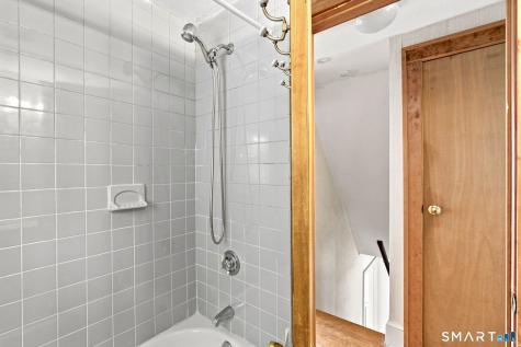 14 Kellogg Street Windsor CT 06095