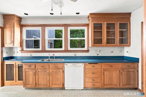 14 Kellogg Street Windsor CT 06095