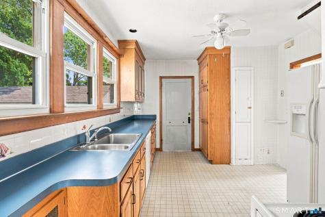 14 Kellogg Street Windsor CT 06095