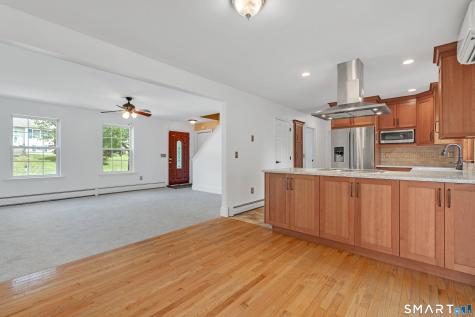 15 Shannon Lane Groton CT 06340