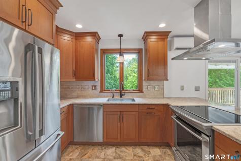 15 Shannon Lane Groton CT 06340