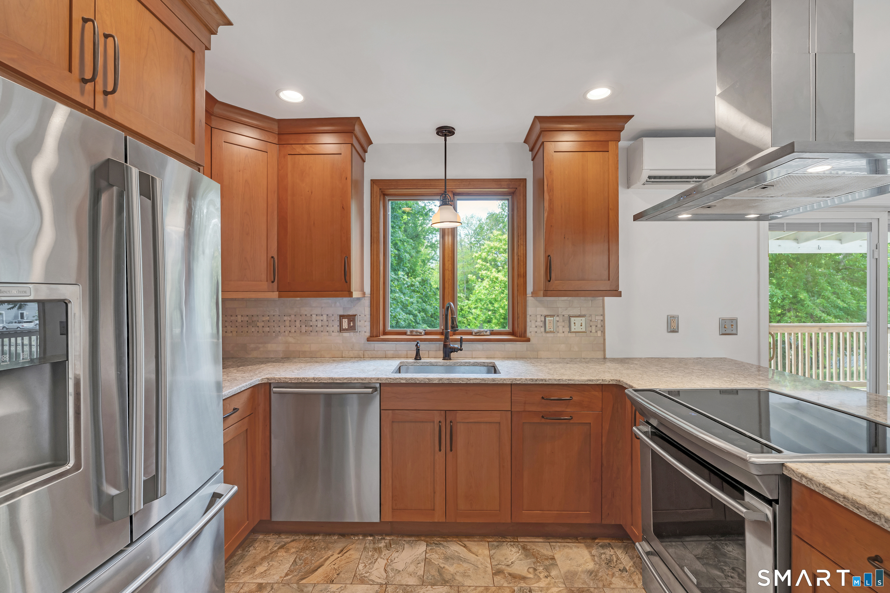 15 Shannon Lane Groton CT 06340