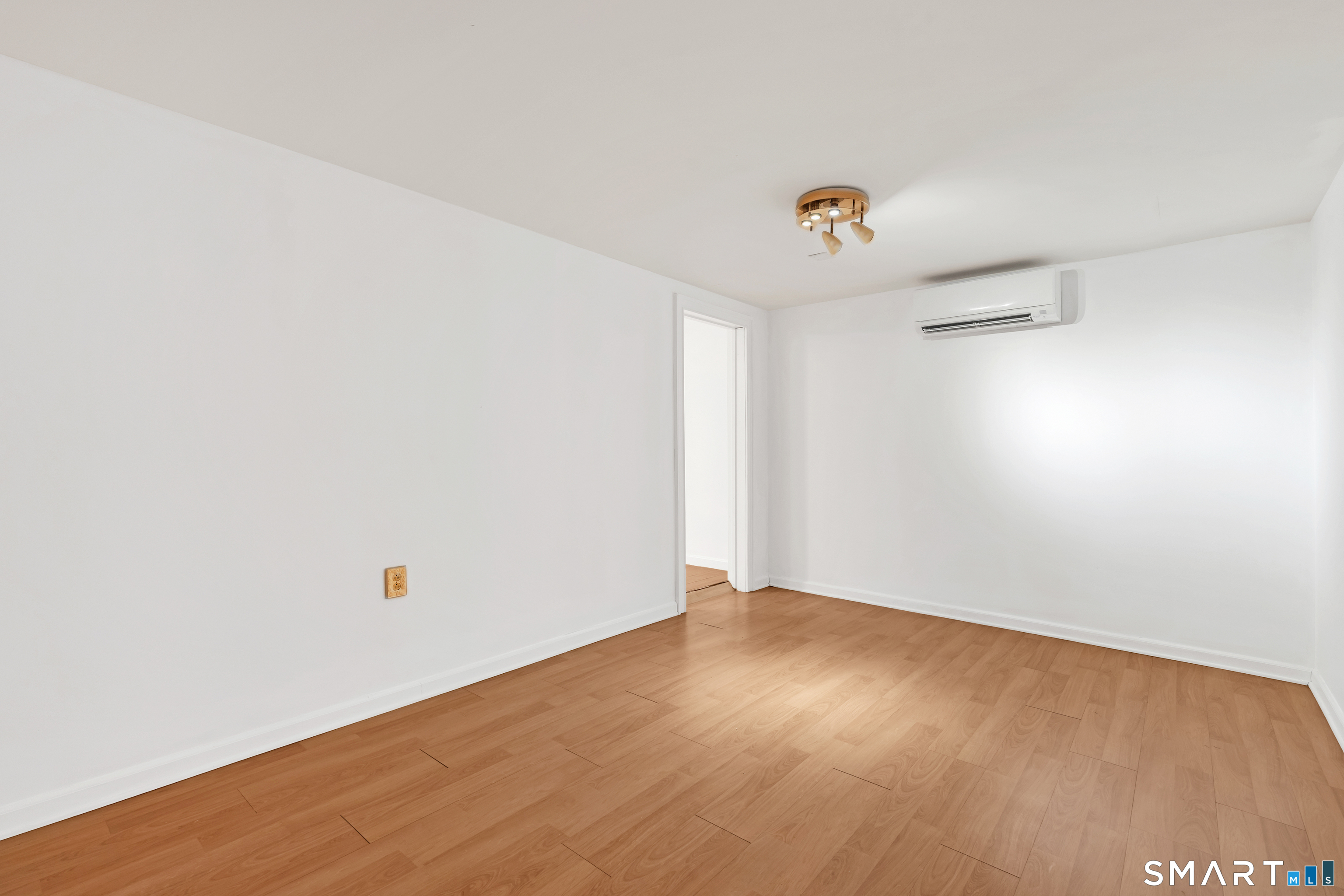 15 Shannon Lane Groton CT 06340