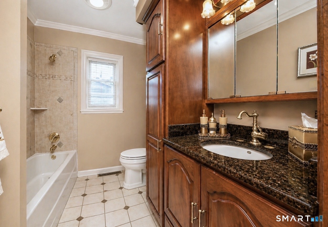 4 Dora Drive East Haven CT 06513