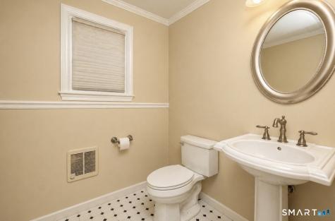 4 Dora Drive East Haven CT 06513