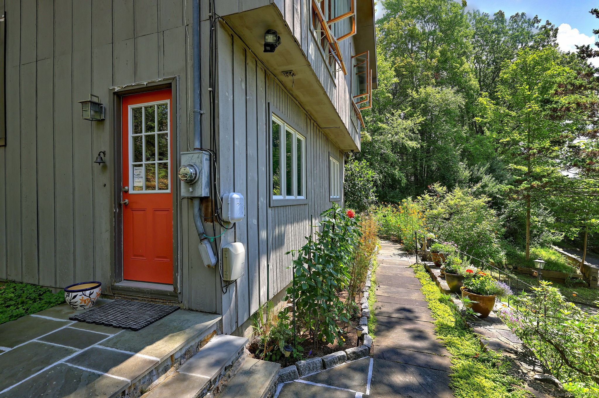 87 Carol Street Danbury CT 06810