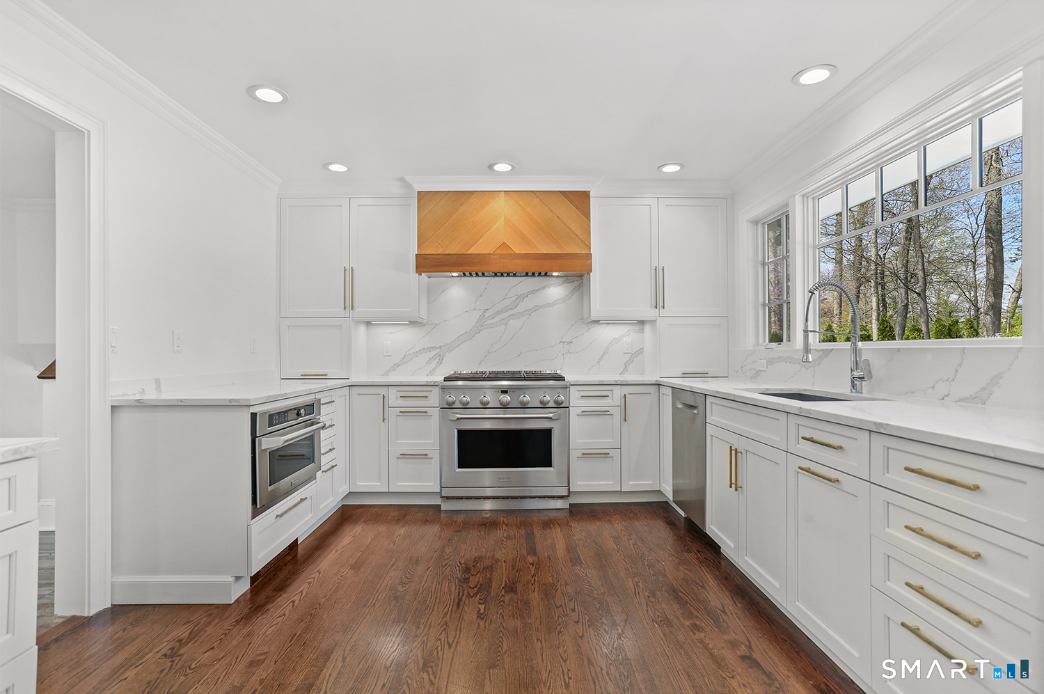 178 Crest Terrace Fairfield CT 06825