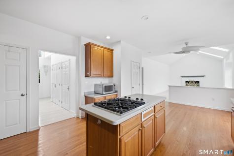 6 Ashley Court Danbury CT 06810
