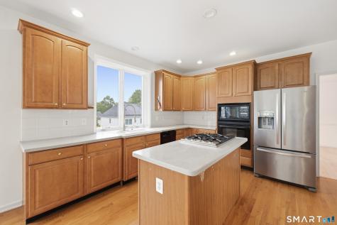 6 Ashley Court Danbury CT 06810