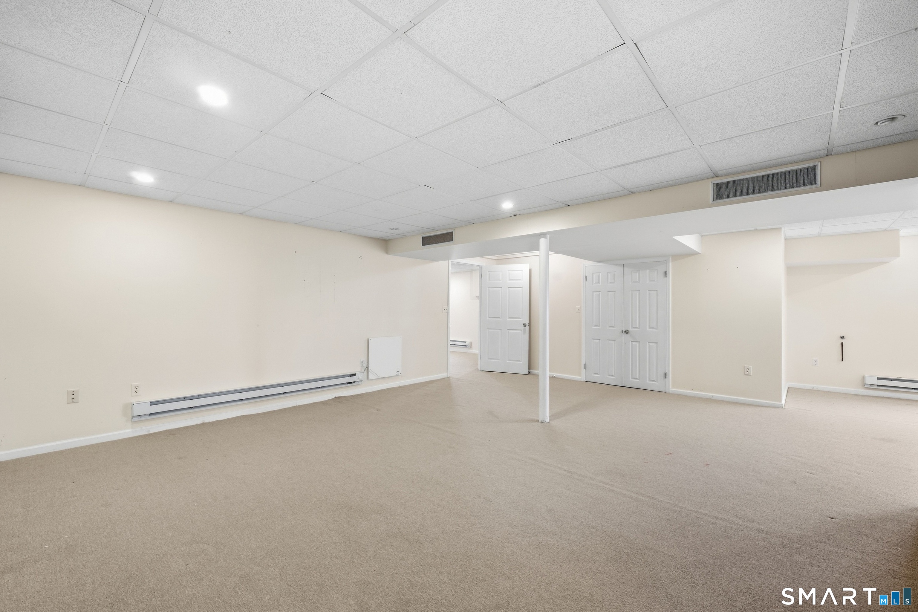 6 Ashley Court Danbury CT 06810