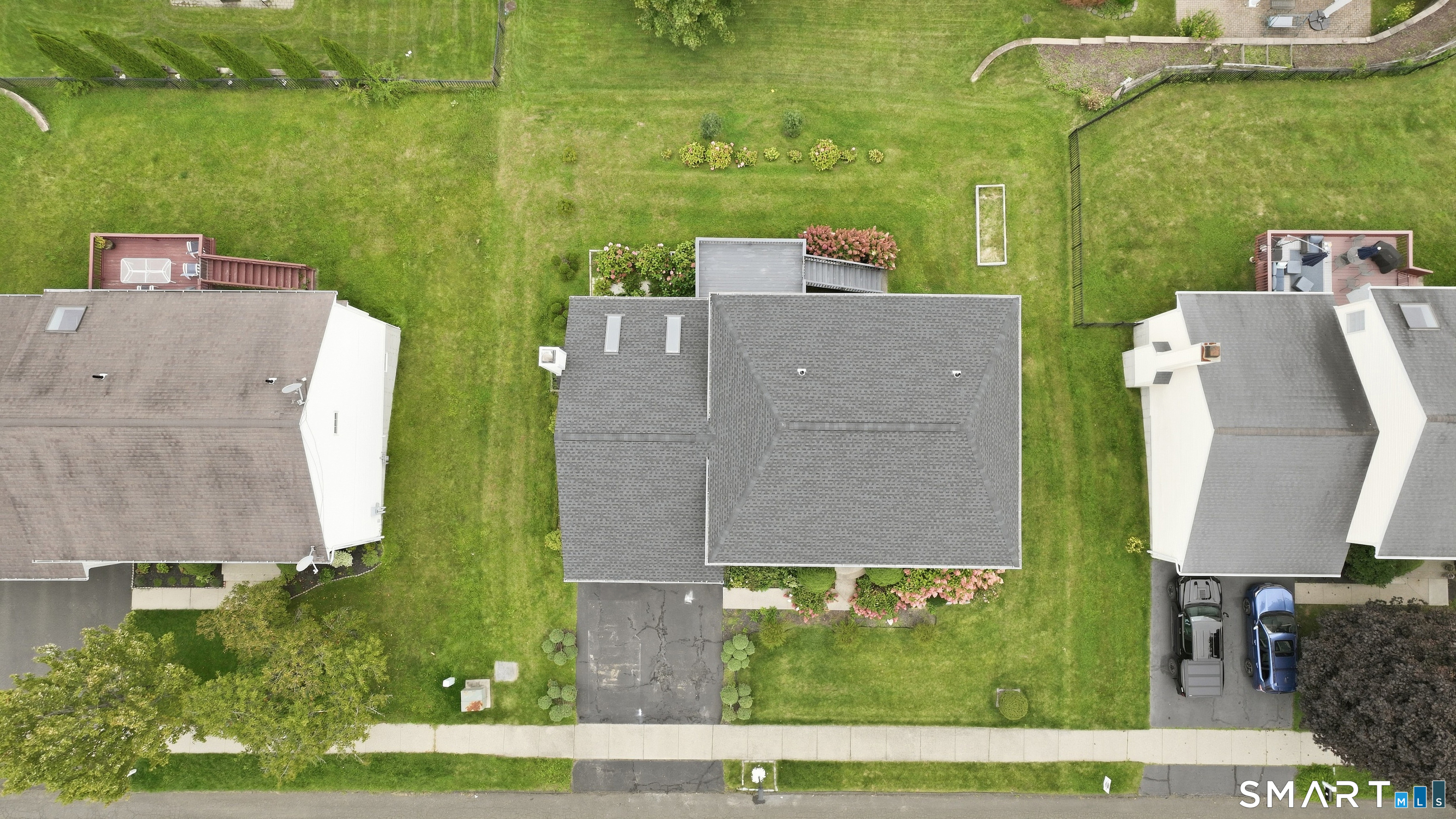 6 Ashley Court Danbury CT 06810