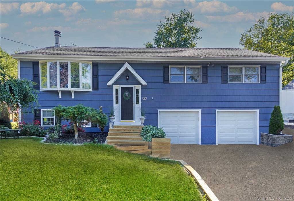 29 Stendahl Drive Shelton CT 06484