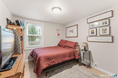 18 Lakewood Road East Hampton CT 06424
