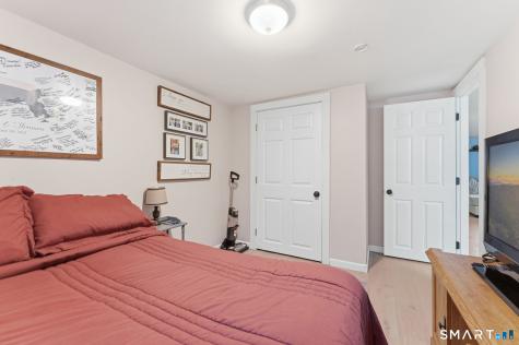 18 Lakewood Road East Hampton CT 06424