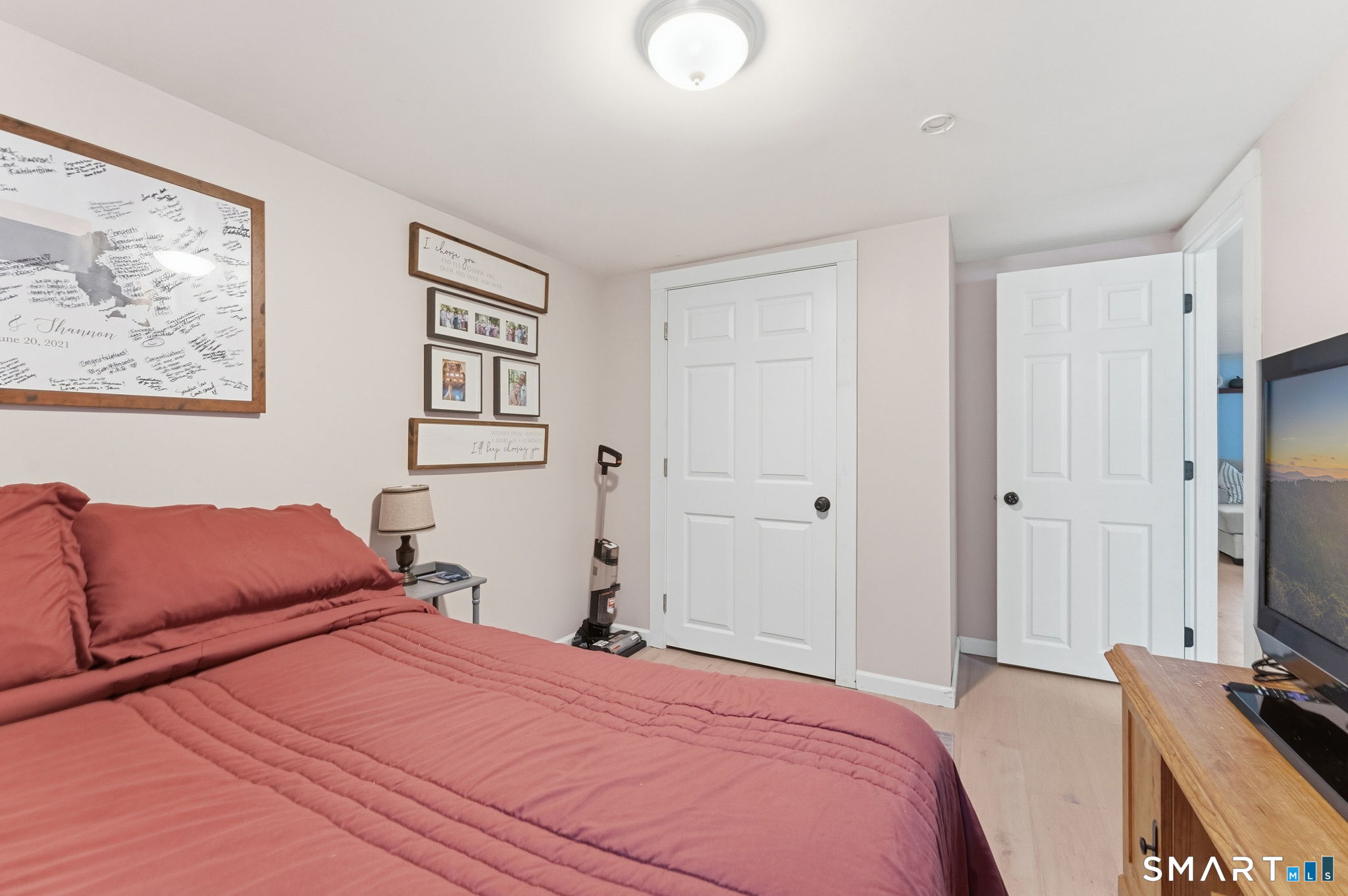 18 Lakewood Road East Hampton CT 06424