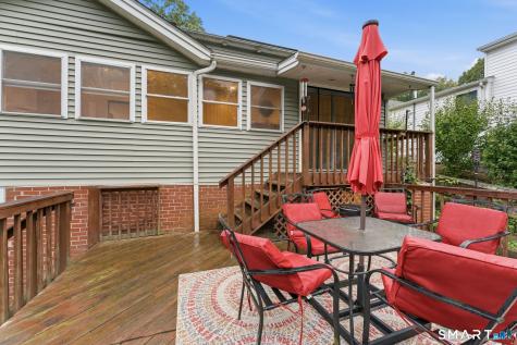 18 Lakewood Road East Hampton CT 06424