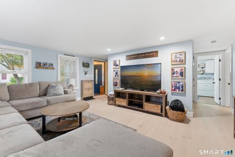 18 Lakewood Road East Hampton CT 06424