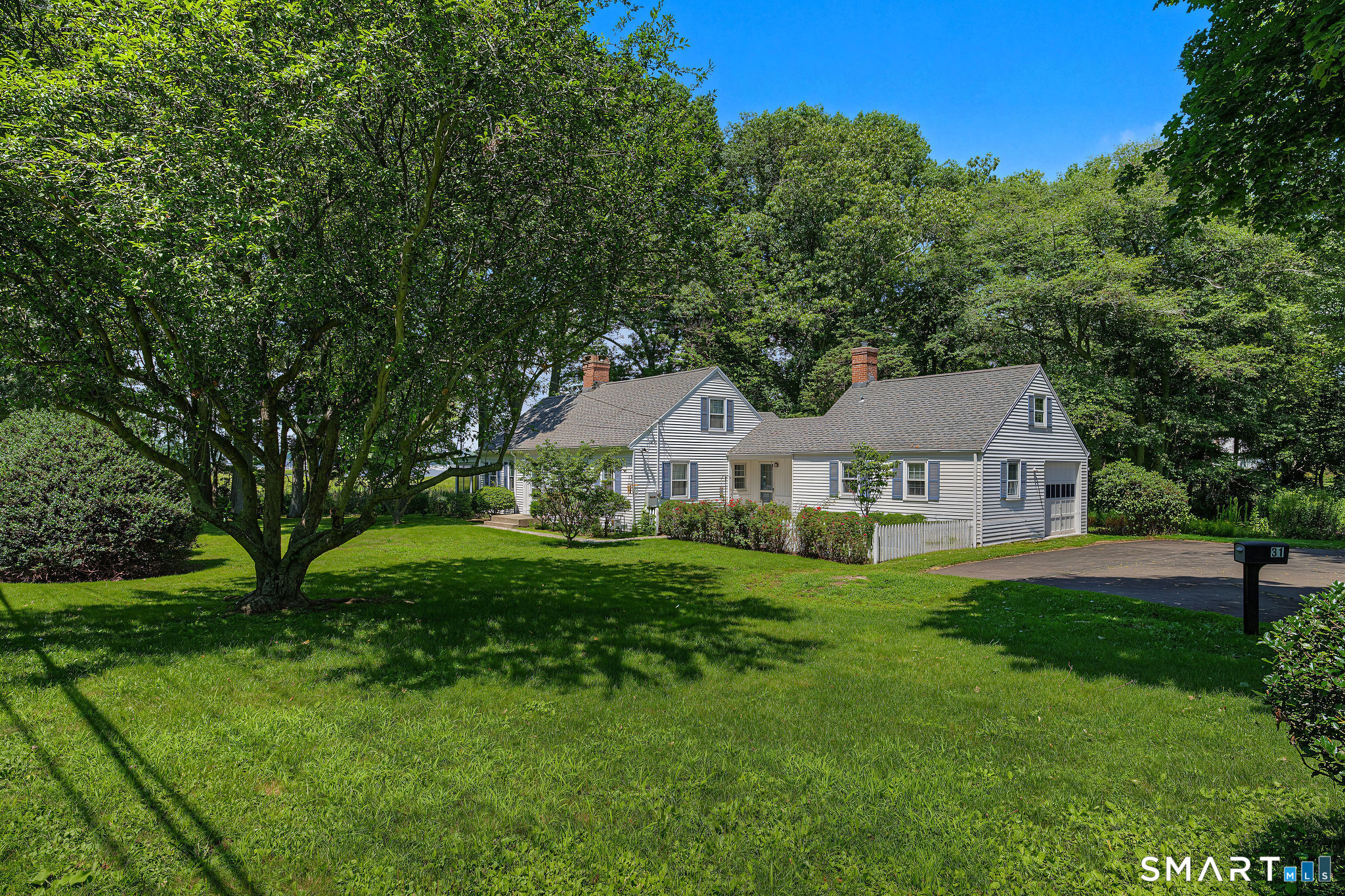 31 Pawson Road Branford CT 06405