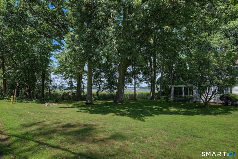 31 Pawson Road Branford CT 06405