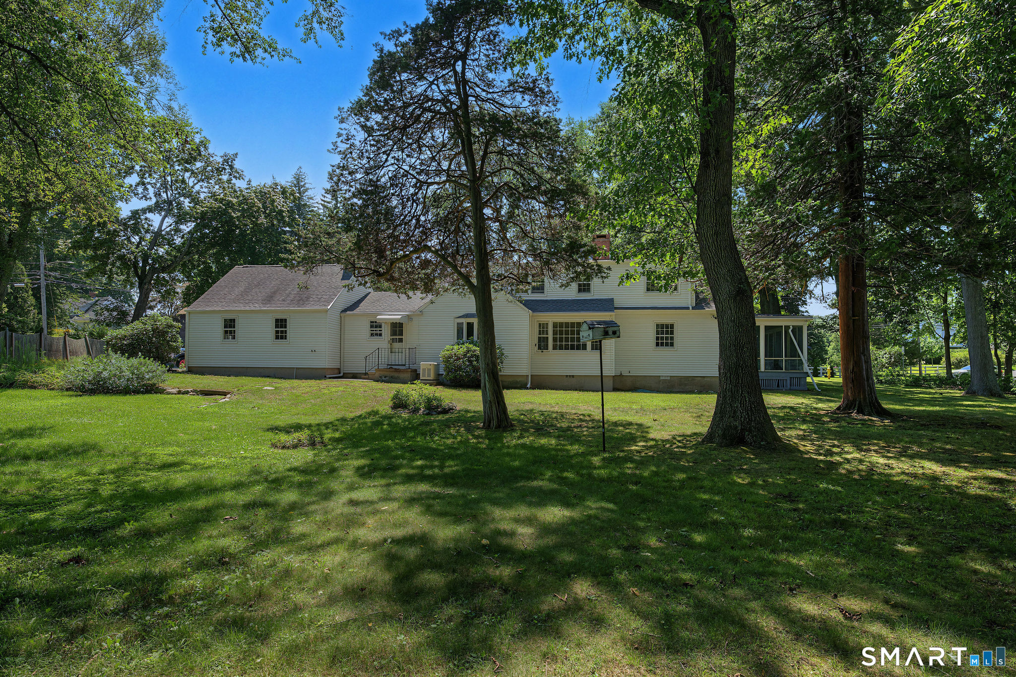 31 Pawson Road Branford CT 06405