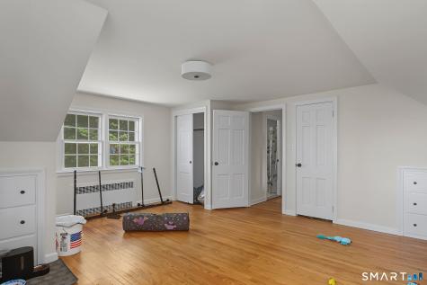 31 Pawson Road Branford CT 06405