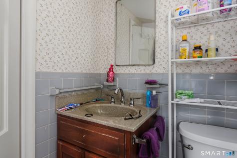 31 Pawson Road Branford CT 06405