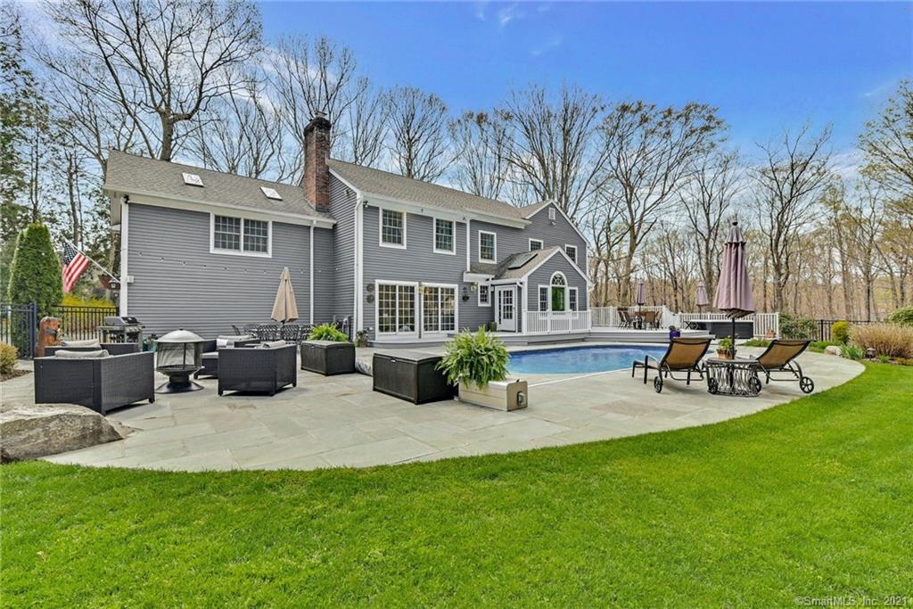 108 Mariomi Road New Canaan CT 06840