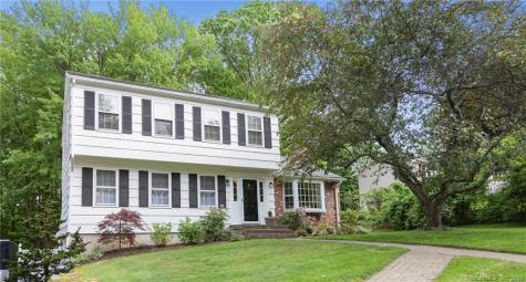 121 Oak Drive Watertown CT 06795