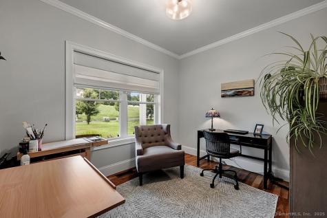 6 Strong Field Road Woodbury CT 06798