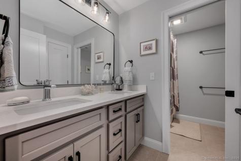 6 Strong Field Road Woodbury CT 06798