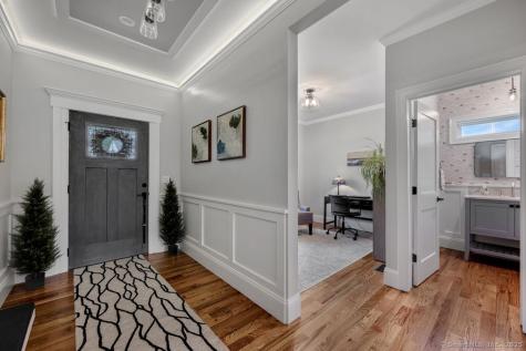 6 Strong Field Road Woodbury CT 06798