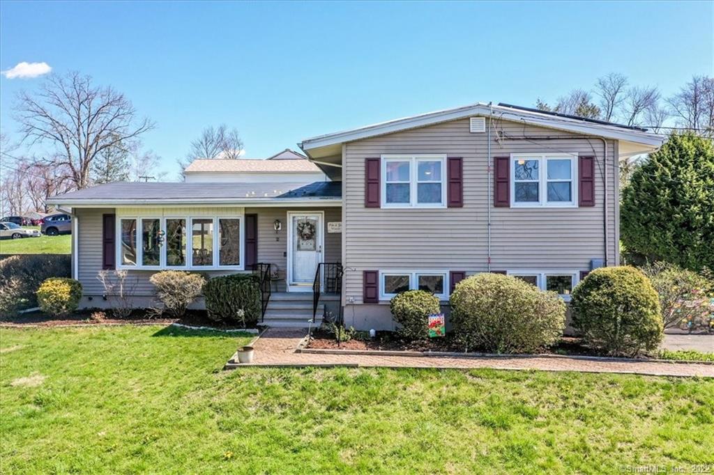 2 Pleasant Rise Circle Brookfield CT 06804