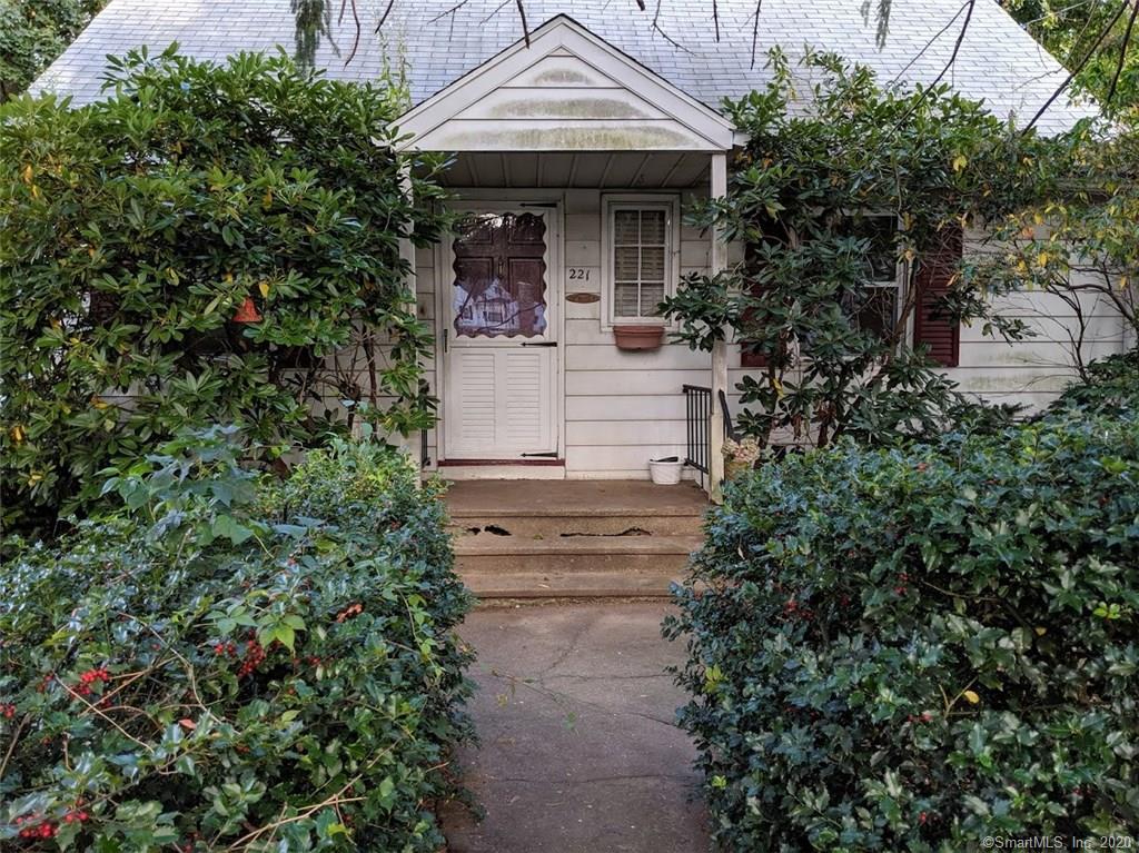 221 North Hoadley Street Naugatuck CT 06770