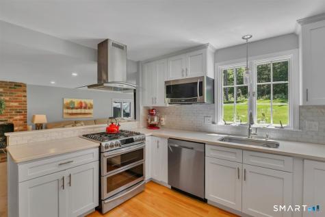 11 Lexington Drive East Granby CT 06026
