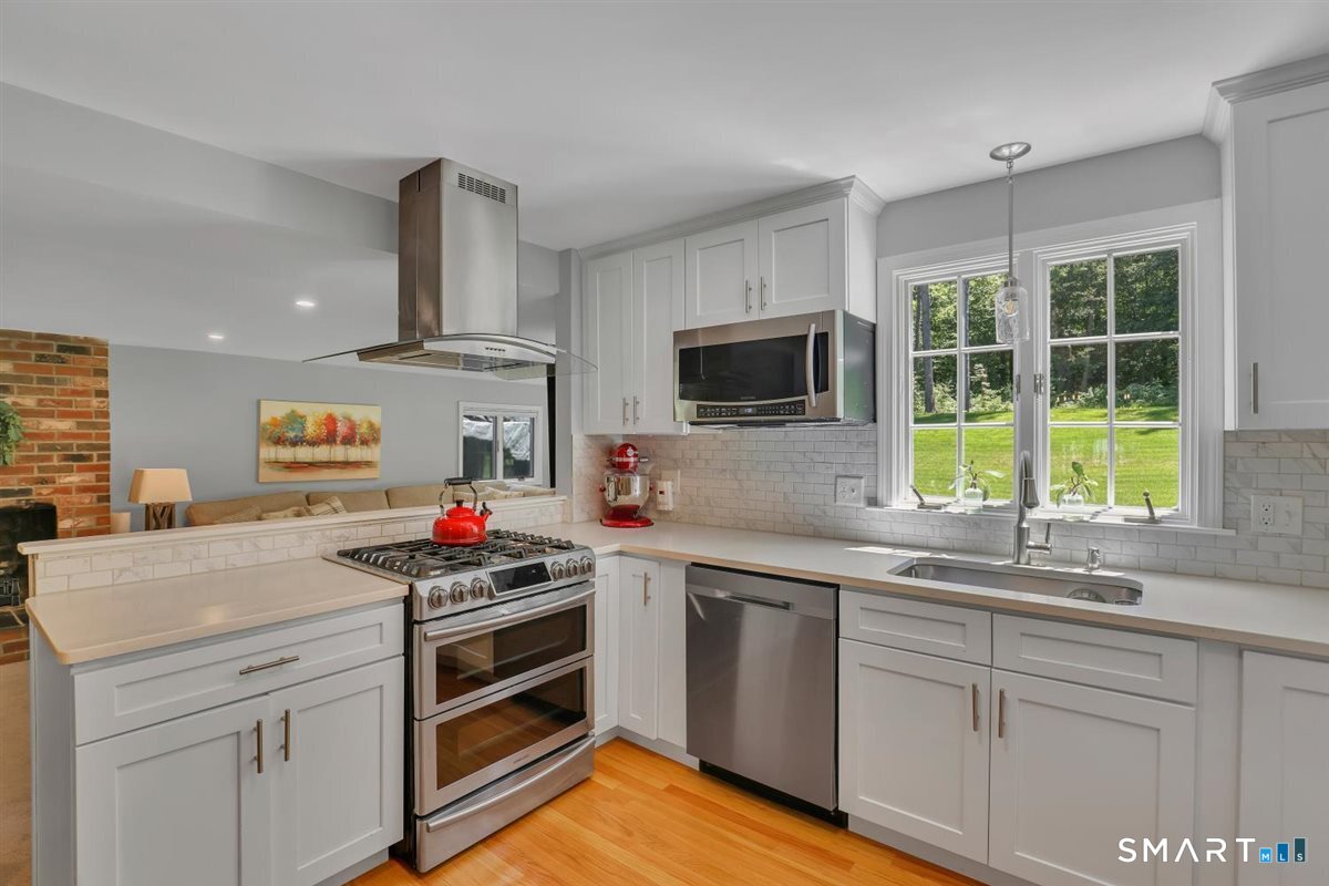 11 Lexington Drive East Granby CT 06026