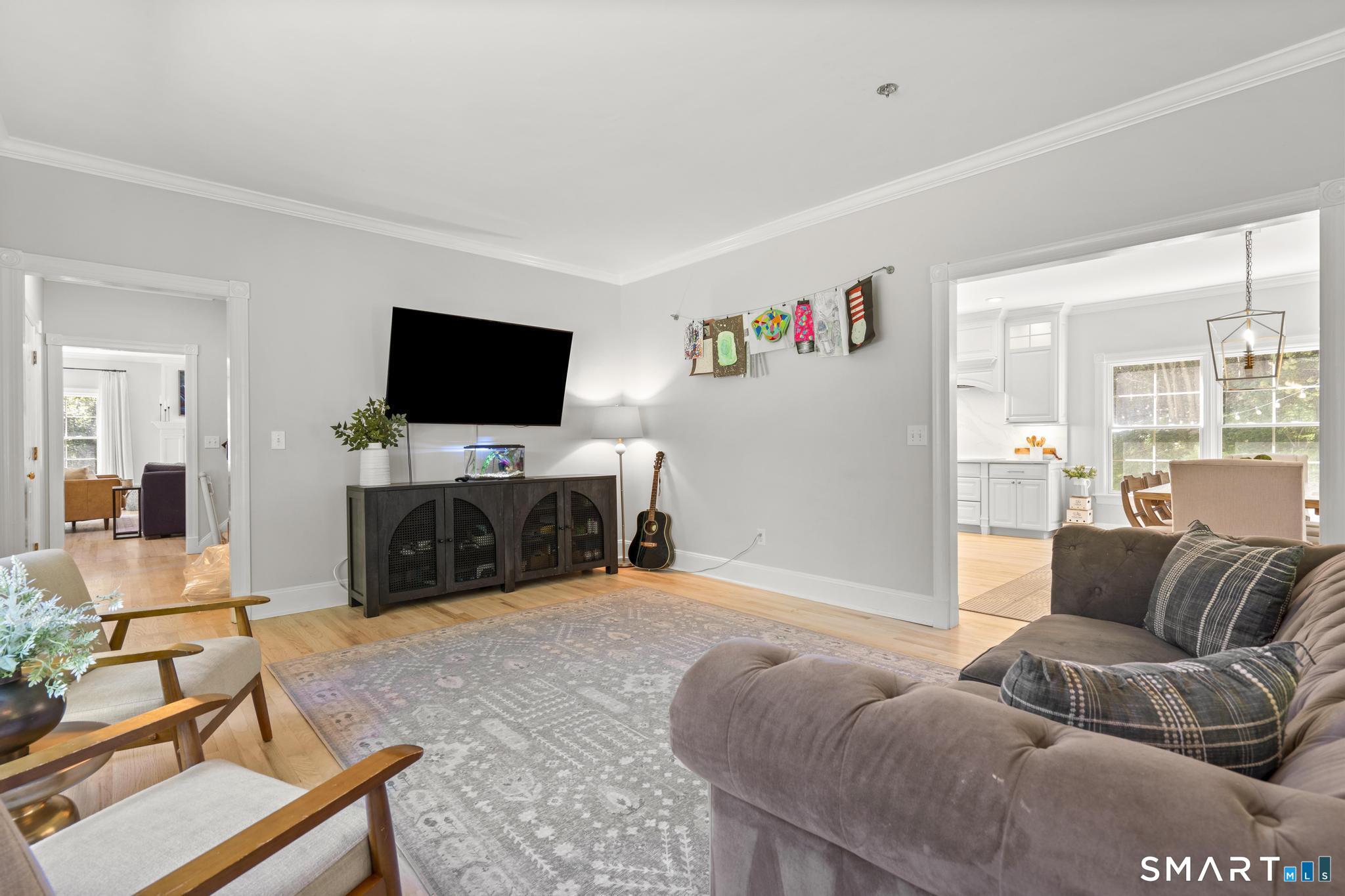 136 Flat Rock Drive Ridgefield CT 06877